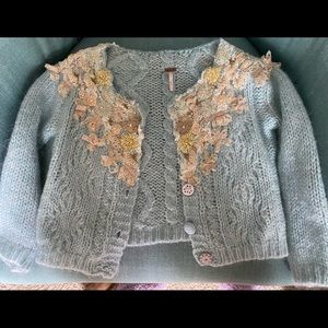 Free People PETITE beautiful detailed beaded flower lace and decorative buttons